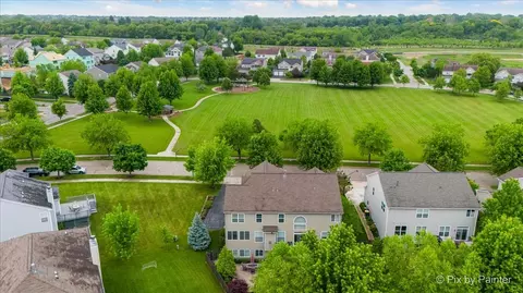 585 Waterford Rd, Elgin, IL 60124 photo 60