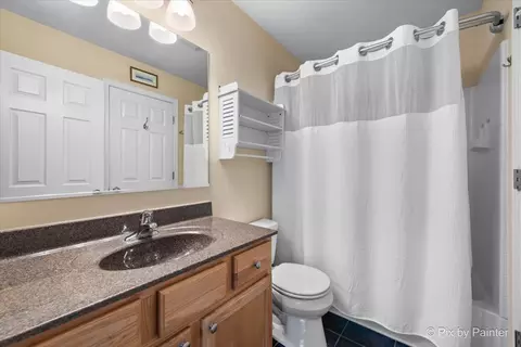 585 Waterford Rd, Elgin, IL 60124 photo 41