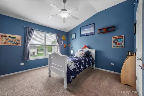 585 Waterford Rd, Elgin, IL 60124 photo 34