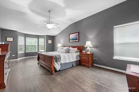 585 Waterford Rd, Elgin, IL 60124 photo 29