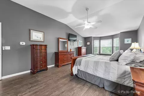 585 Waterford Rd, Elgin, IL 60124 photo 30