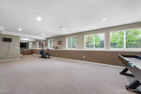 585 Waterford Rd, Elgin, IL 60124 photo 49
