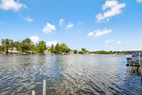 View/Area - 3019 Crescent Ave, Mchenry, IL 60050 photo 2 of 3