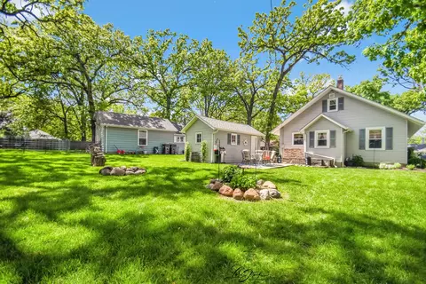 Exterior - 3019 Crescent Ave, Mchenry, IL 60050 photo 5 of 10