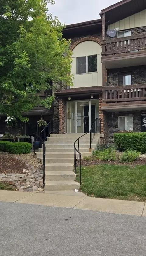 14015 James Dr #523, Crestwood, IL 60418
