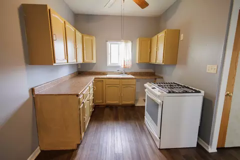 Kitchen - 385 N 7th Ave, Kankakee, IL 60901 photo 1 of 1