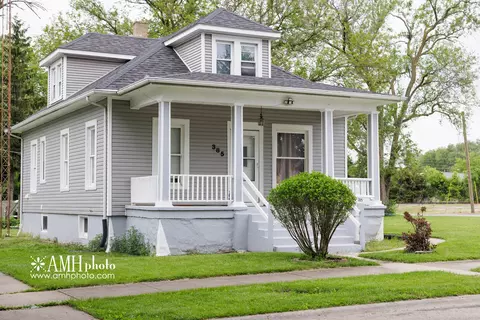 385 N 7th Ave, Kankakee, IL 60901
