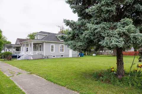 Exterior - 385 N 7th Ave, Kankakee, IL 60901 photo 7 of 11