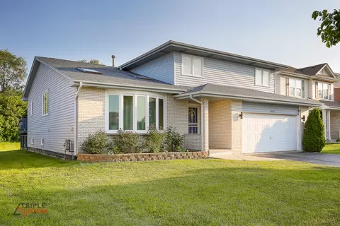 5013 180th St, Country Club Hills, IL 60478