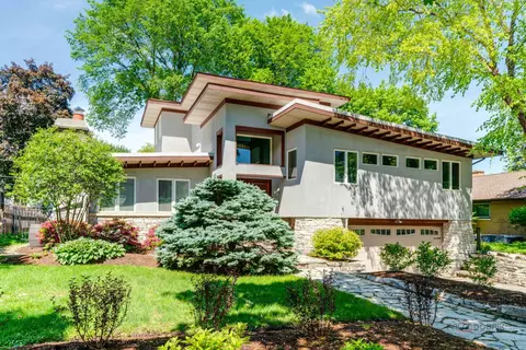 423 Ames St, Libertyville, IL 60048