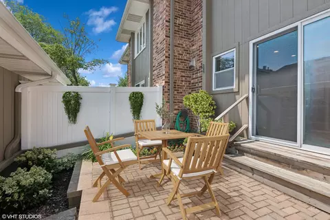 313 N Hale St, Wheaton, IL 60187 photo 13