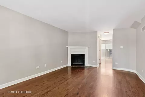 313 N Hale St, Wheaton, IL 60187 photo 5