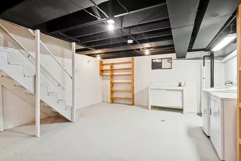 313 N Hale St, Wheaton, IL 60187 photo 24