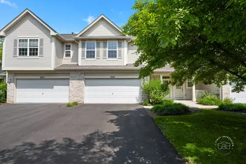 2049 Sunrise Cir, Aurora, IL 60503
