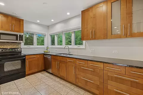 Kitchen - 216 Eastern Ave, Barrington, IL 60010 photo 1 of 3