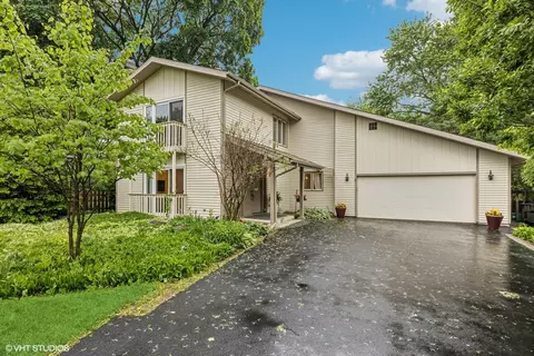 Exterior - 216 Eastern Ave, Barrington, IL 60010 photo 2 of 5