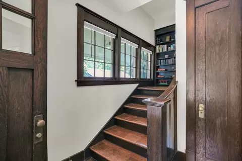Entry Way - 310 Davidson Dr, Champaign, IL 61821 photo 5 of 7
