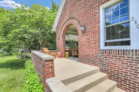 Exterior - 310 Davidson Dr, Champaign, IL 61821 photo 3 of 15