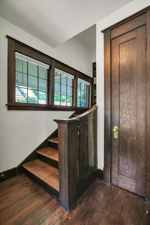 Entry Way - 310 Davidson Dr, Champaign, IL 61821 photo 6 of 7