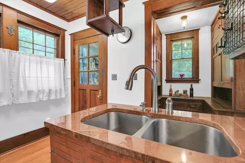 Kitchen - 310 Davidson Dr, Champaign, IL 61821 photo 5 of 7