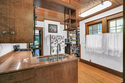 Kitchen - 310 Davidson Dr, Champaign, IL 61821 photo 1 of 7