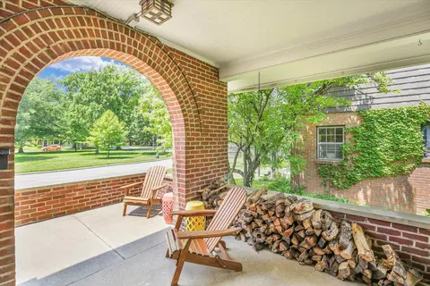 Exterior - 310 Davidson Dr, Champaign, IL 61821 photo 5 of 15