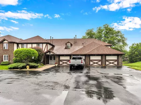 15704 Orlan Brook Dr #163, Orland Park, IL 60462