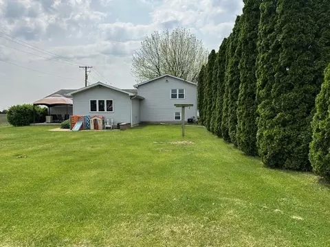 361 E Kirke Gate, Lee, IL 60530 photo 21