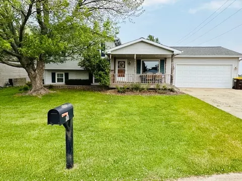 361 E Kirke Gate, Lee, IL 60530