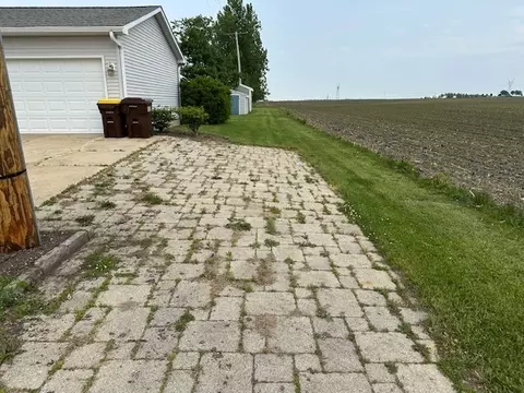 361 E Kirke Gate, Lee, IL 60530 photo 24
