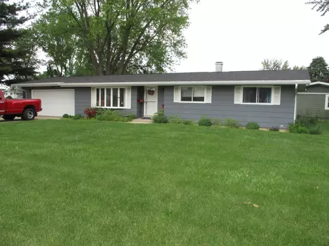 402 Heritage Ln, Ottawa, IL 61350