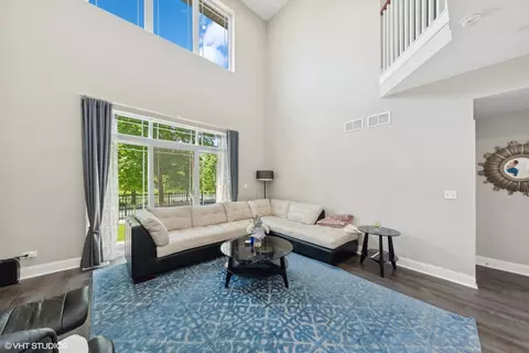 Living - 75 Prairie Ct, Wheeling, IL 60090 photo 1 of 1