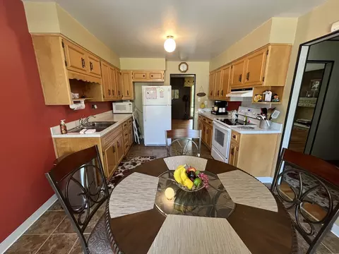 Kitchen - 180 E 34th St, Steger, IL 60475 photo 1 of 2