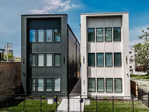 6048 S Eberhart Ave, Chicago, IL 60637 photo 3