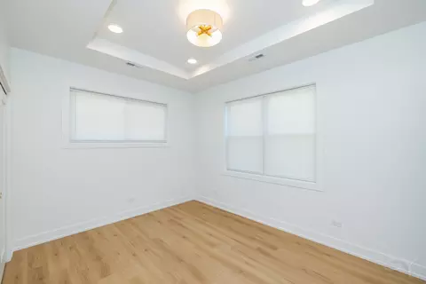 6048 S Eberhart Ave, Chicago, IL 60637 photo 30