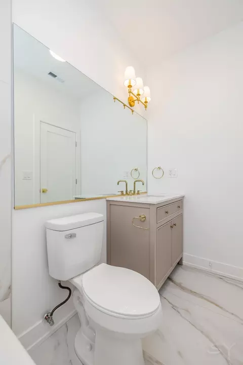 6048 S Eberhart Ave, Chicago, IL 60637 photo 32