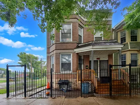 817 W 54th St, Chicago, IL 60609