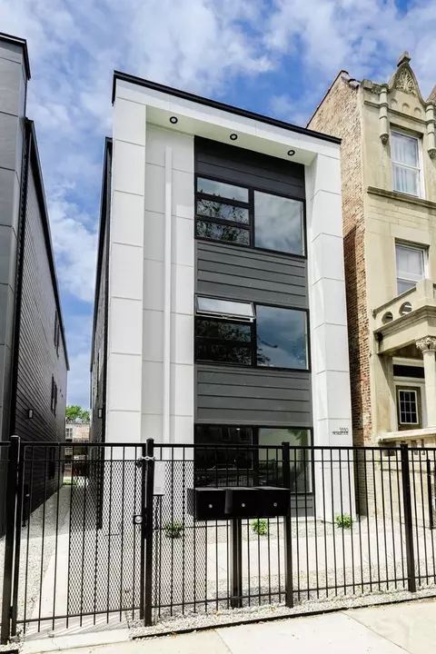 5530 S Michigan Ave, Chicago, IL 60637