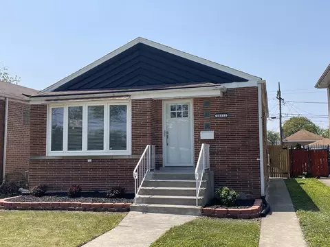 14512 S Eggleston Ave, Riverdale, IL 60827