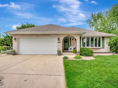 14802 Anne Ct, Oak Forest, IL 60452