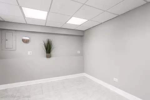 Other - 1406 Edgefield Ln, Hoffman Estates, IL 60169 photo 7 of 8