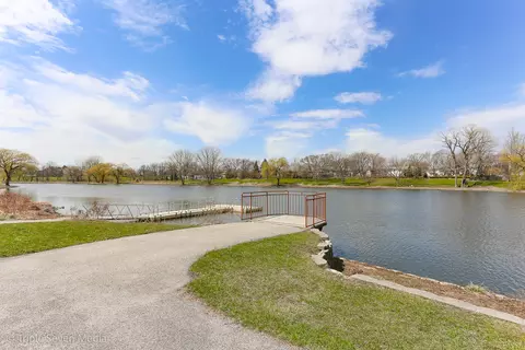 View/Area - 1406 Edgefield Ln, Hoffman Estates, IL 60169 photo 1 of 2