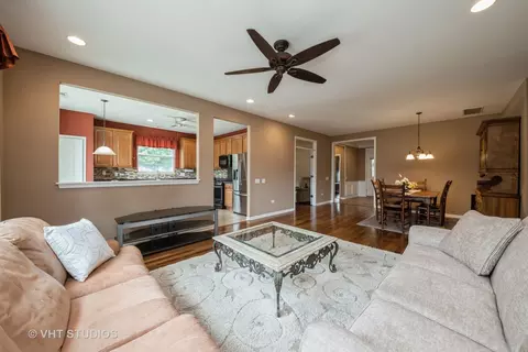 Living - 2764 Cascade Falls Cir, Elgin, IL 60124 photo 3 of 3