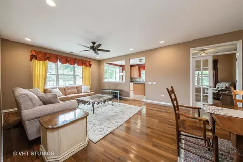 Living - 2764 Cascade Falls Cir, Elgin, IL 60124 photo 2 of 3