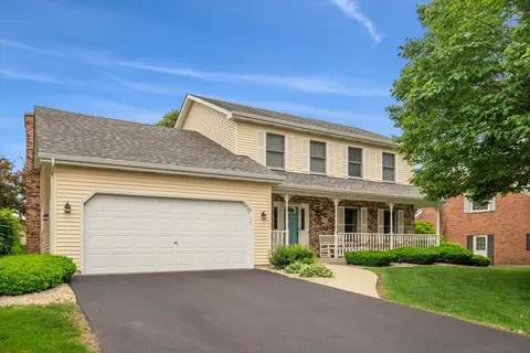 10 S Canterbury Rd, Aurora, IL 60506