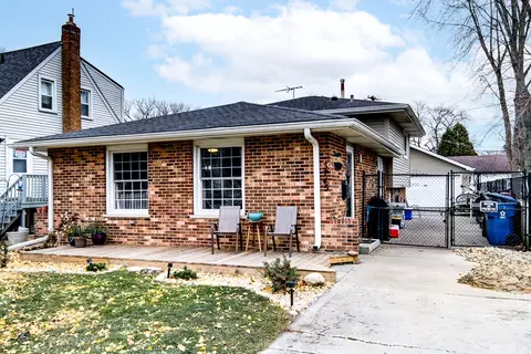 3745 Park Ave, Steger, IL 60475