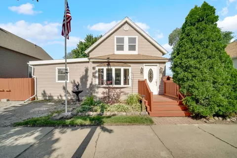 14020 S Green Bay Ave, Burnham, IL 60633