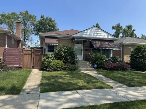 809 Westchester Blvd, Westchester, IL 60154