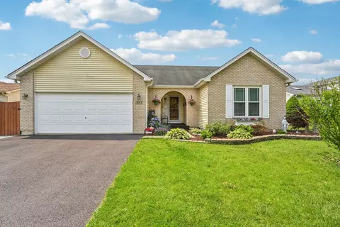 1043 San Mateo Dr, Romeoville, IL 60446