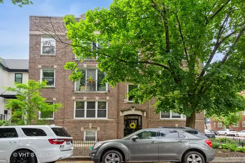 1849 W Newport Ave #1, Chicago, IL 60657